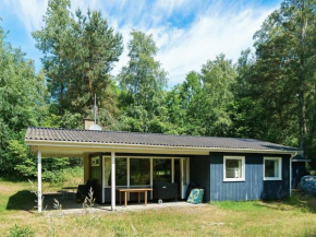 Comfortable Holiday Home in Aakirkeby with Terrace